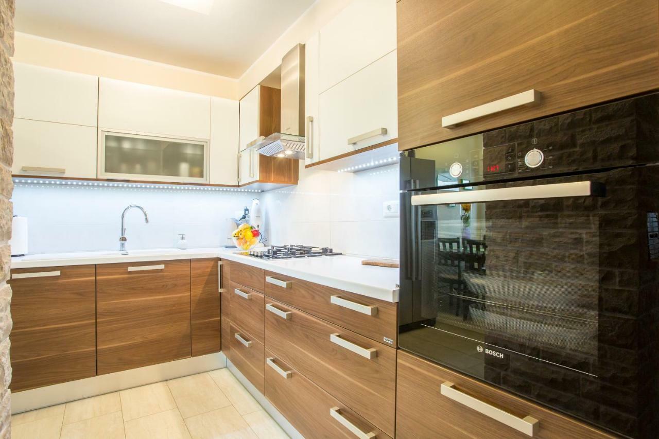 Luxury Apartment Sea Пула Екстер'єр фото