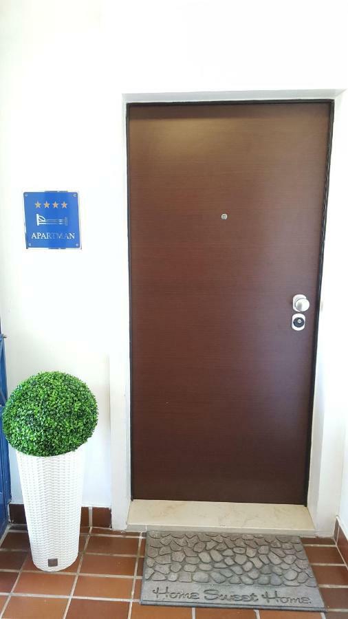 Luxury Apartment Sea Пула Екстер'єр фото